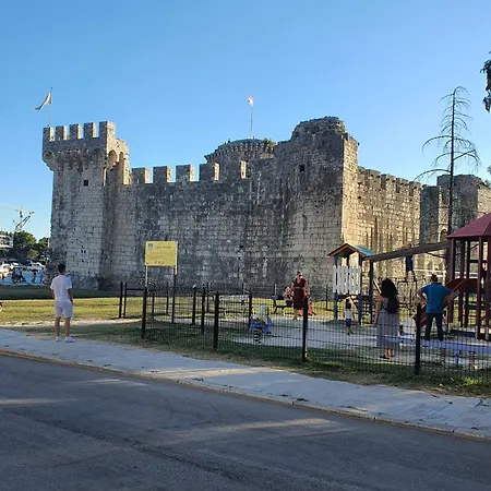 公寓 Gala 特罗吉尔